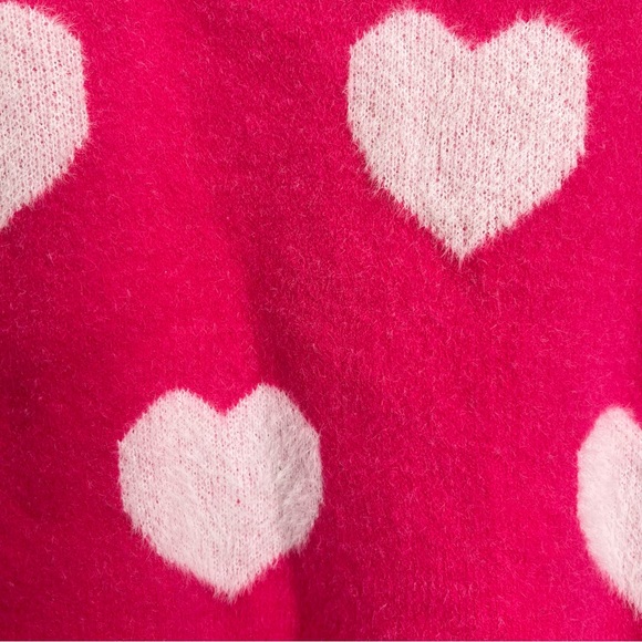Bright Pink Heart Pattern Fuzzy Cozy‎ Sweater. Size Small. - Picture 7 of 13